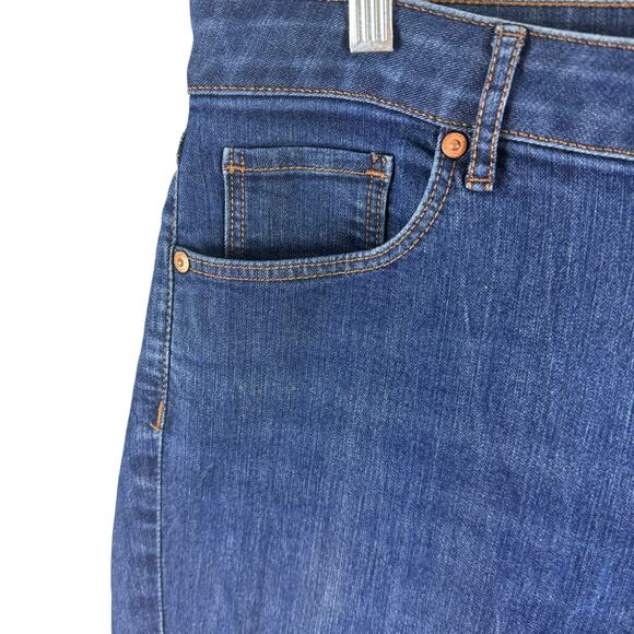 LOFT Medium Wash Curvy Skinny Ankle Fit Mid Rise Jeans Size 30/10 - Picture 3 of 7